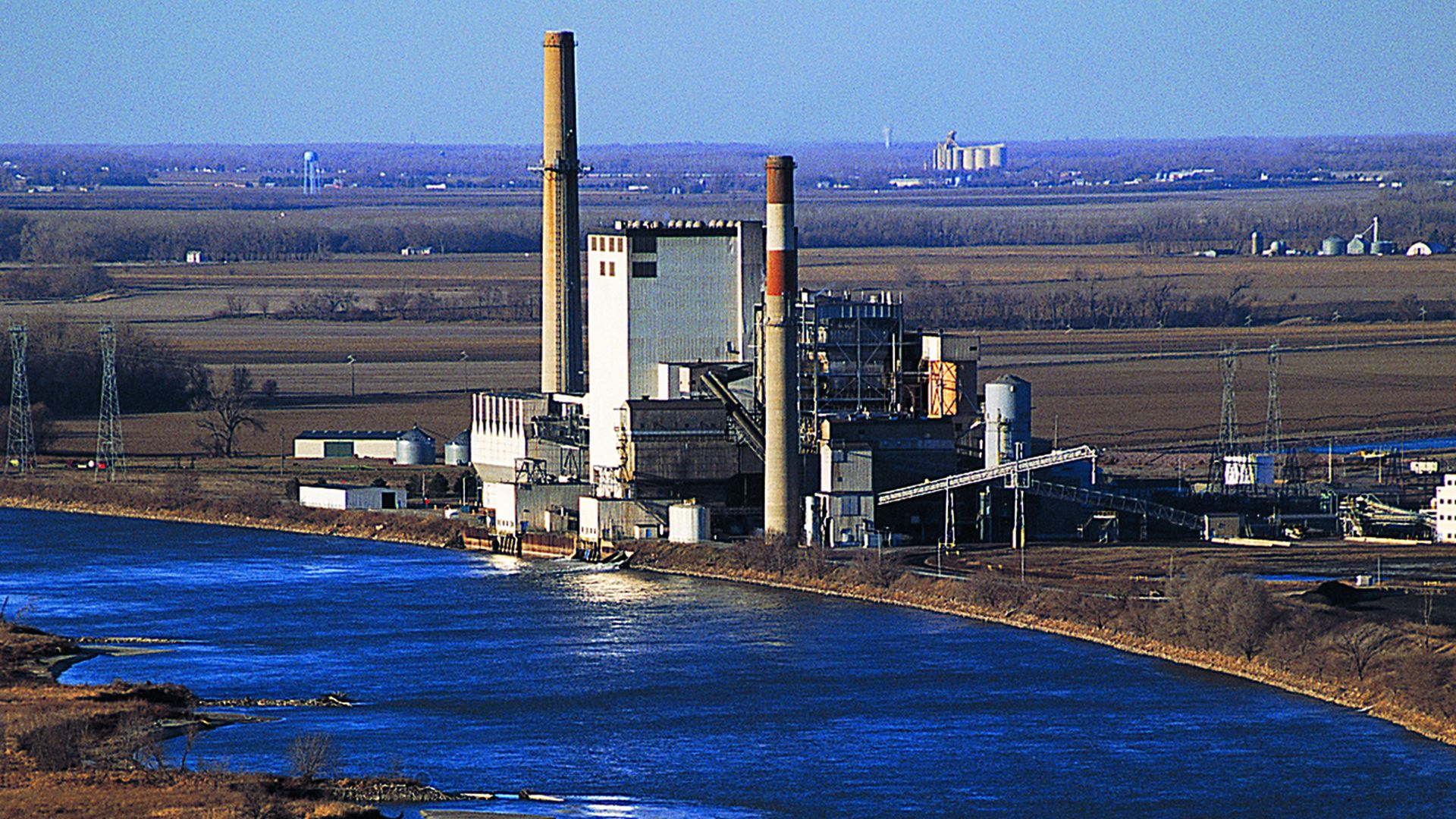 A photo of MidAmerican's George Neal Center South plant near Sioux City. 