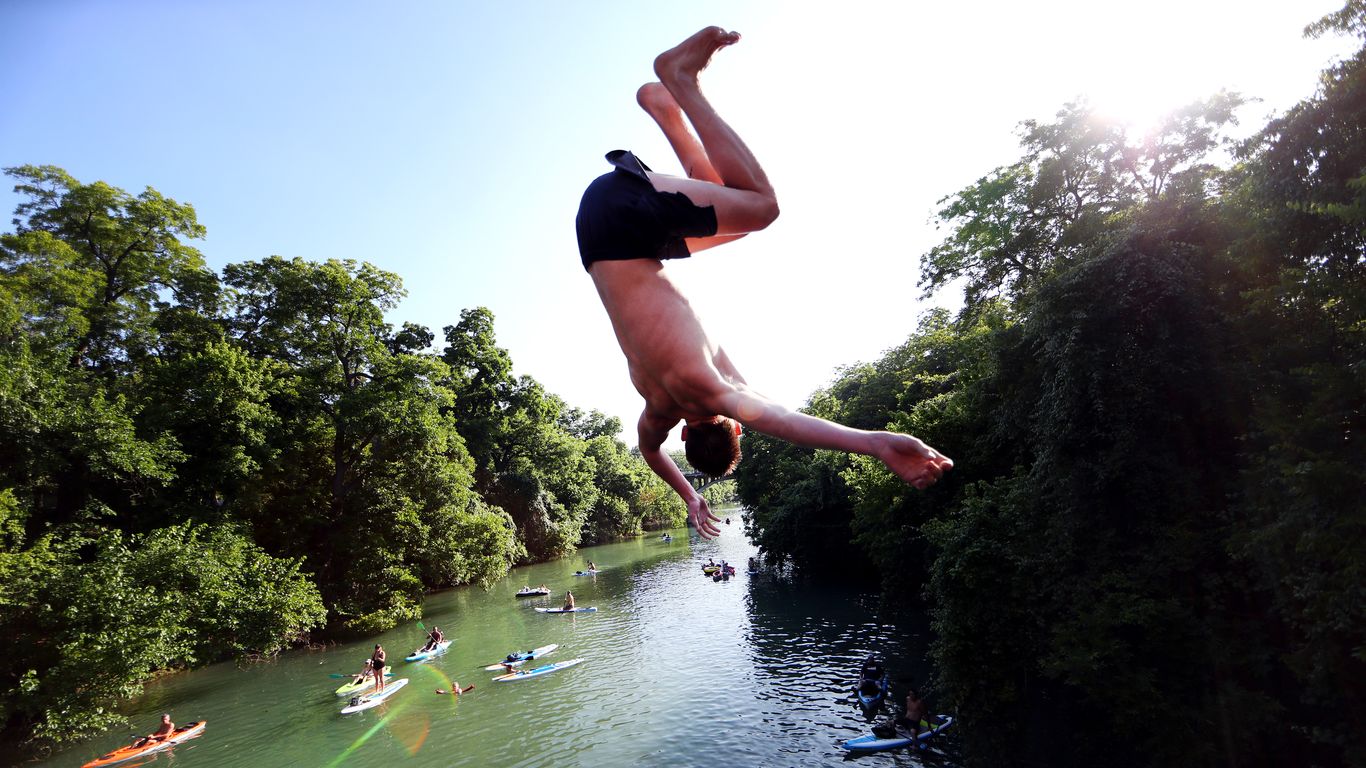 Austin issues heat advisory for tripledigit temps this weekend Axios