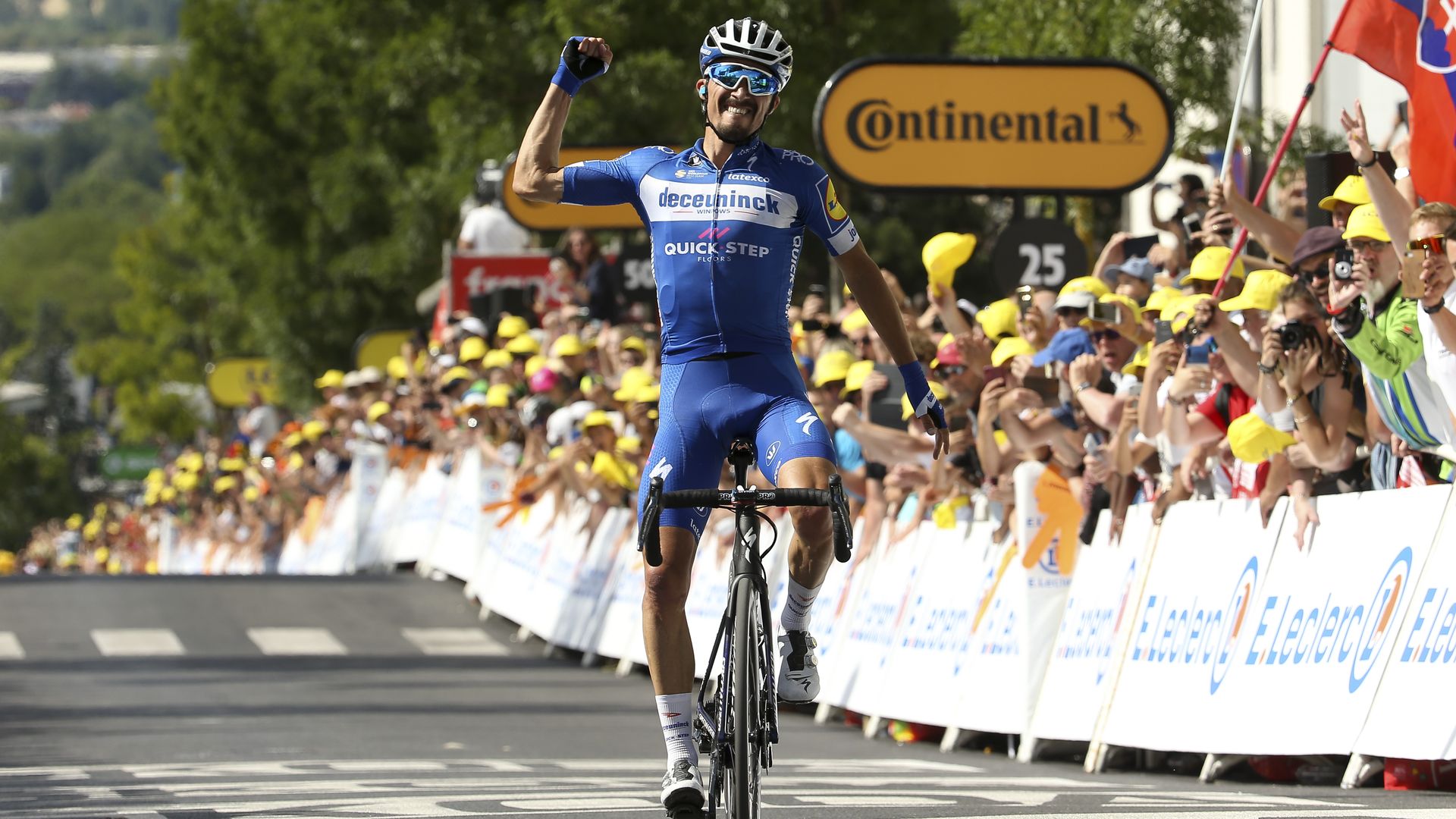 Julian Alaphilippe crossing the Stage 3 finish line