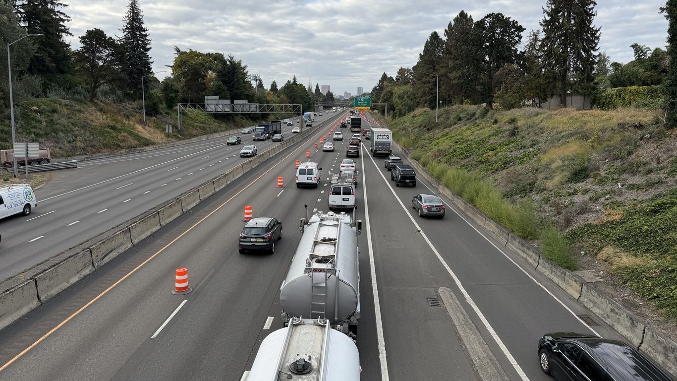 I-5 closure gets a shrug from drivers, so far