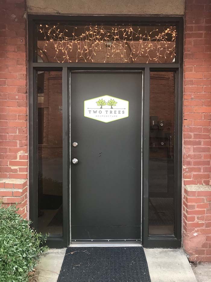 I tried community acupuncture. Here’s my experience. Axios Charlotte