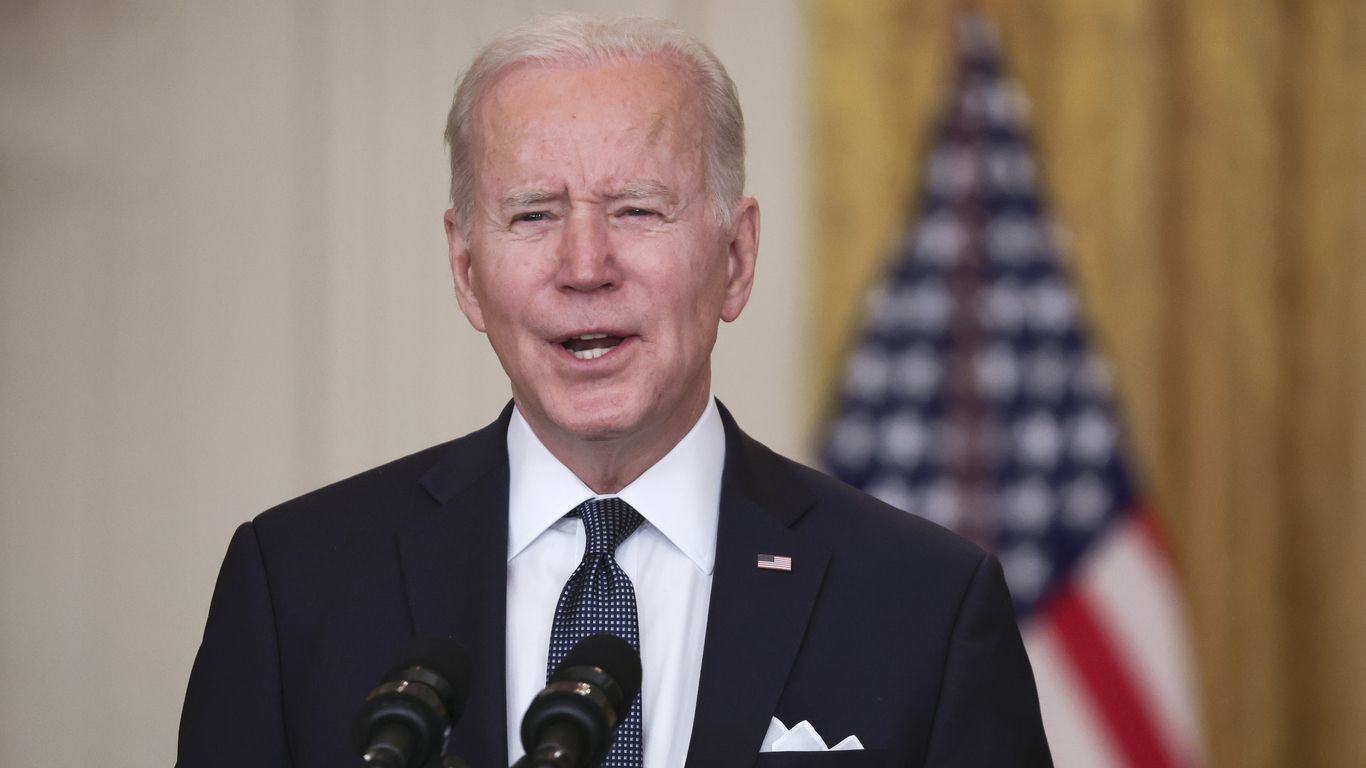 Texas sues Biden admin in bid to overturn public transit mask mandate