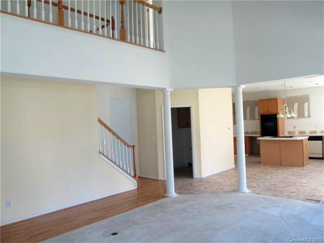 living-room-foreclosure-for-sale