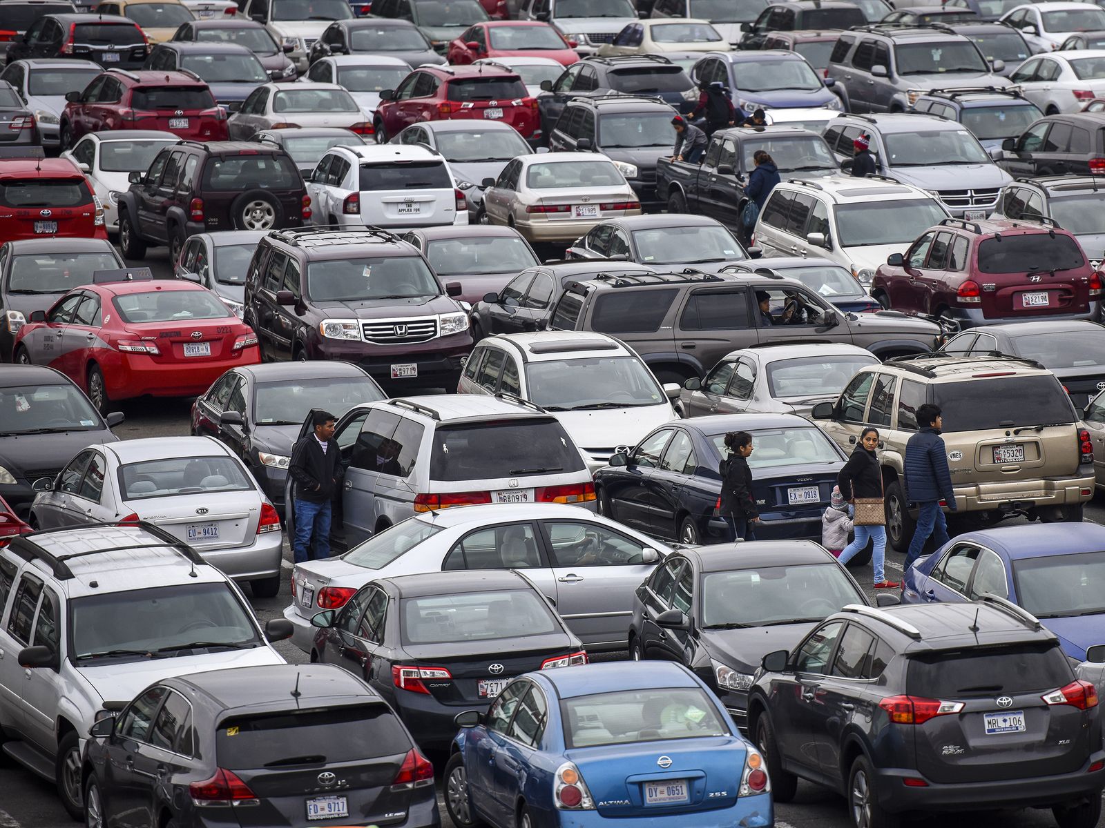Parking lots: Why autonomous cars could save acres of space