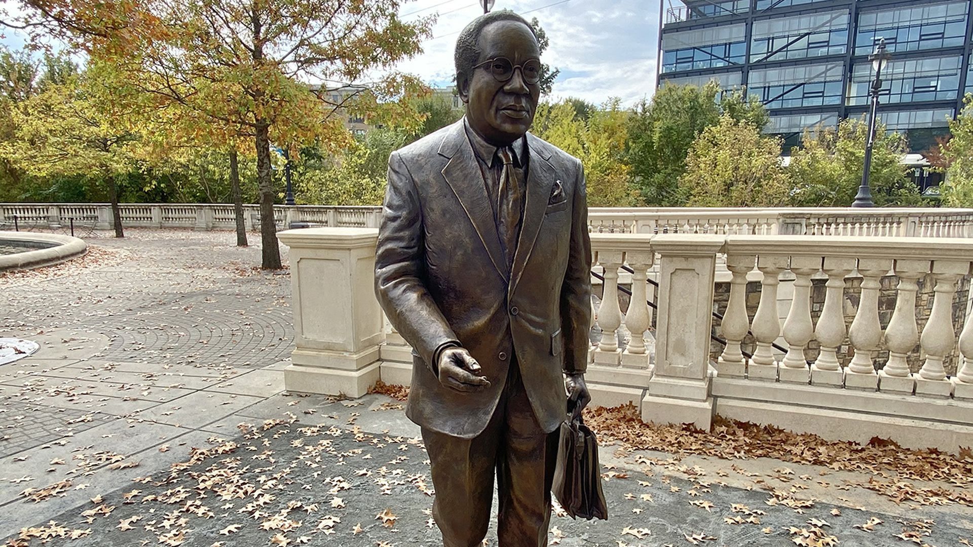 Julius Chambers statue on Little Sugar Creek Greenway. Photo: Ashley Mahoney/Axios