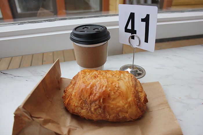 Sunflour-Bakery-Croissant