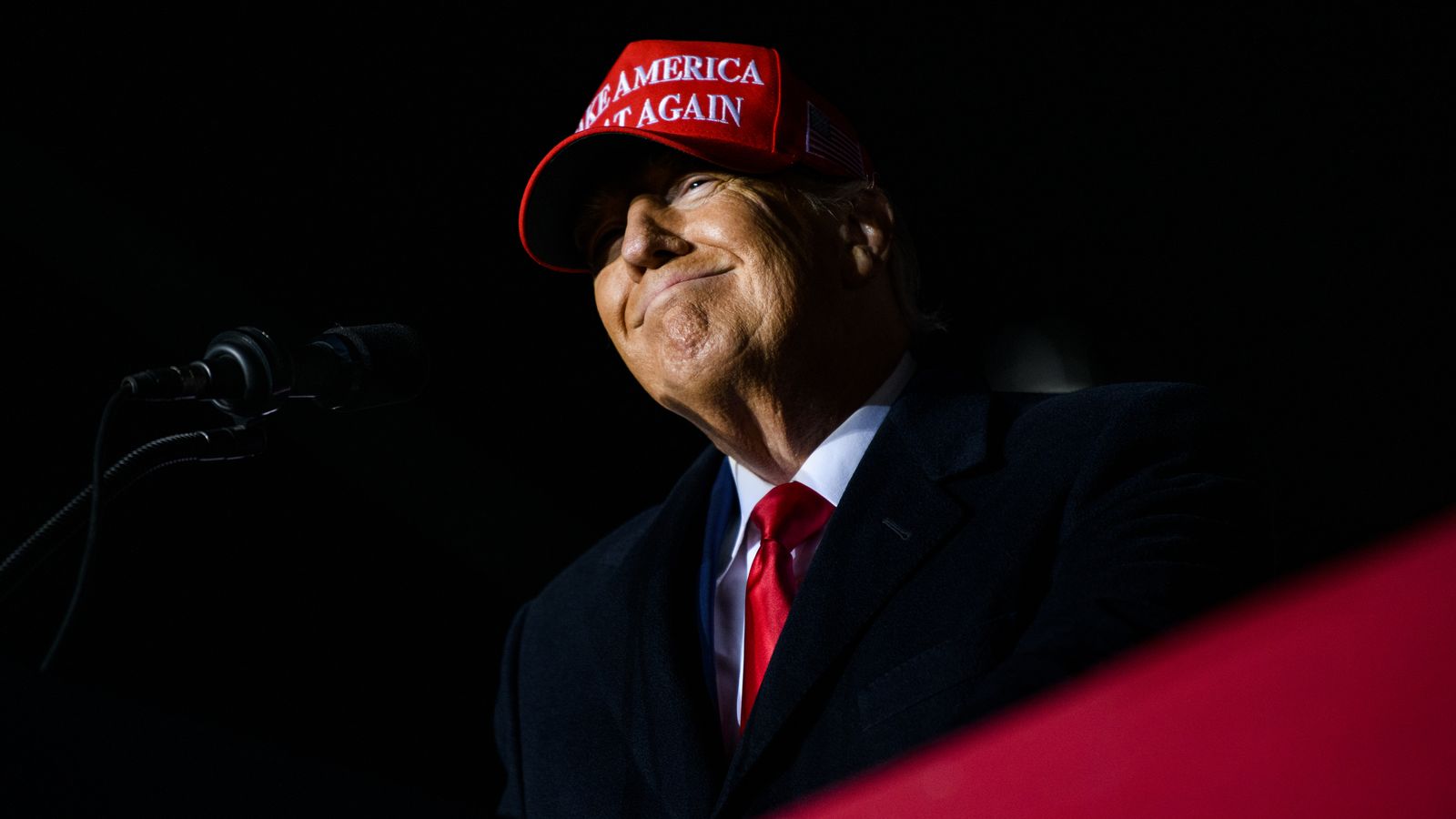 New York Judge Ruled a Wearing a Trump MAGA Hat Can Get You Kicked Out of a  Bar