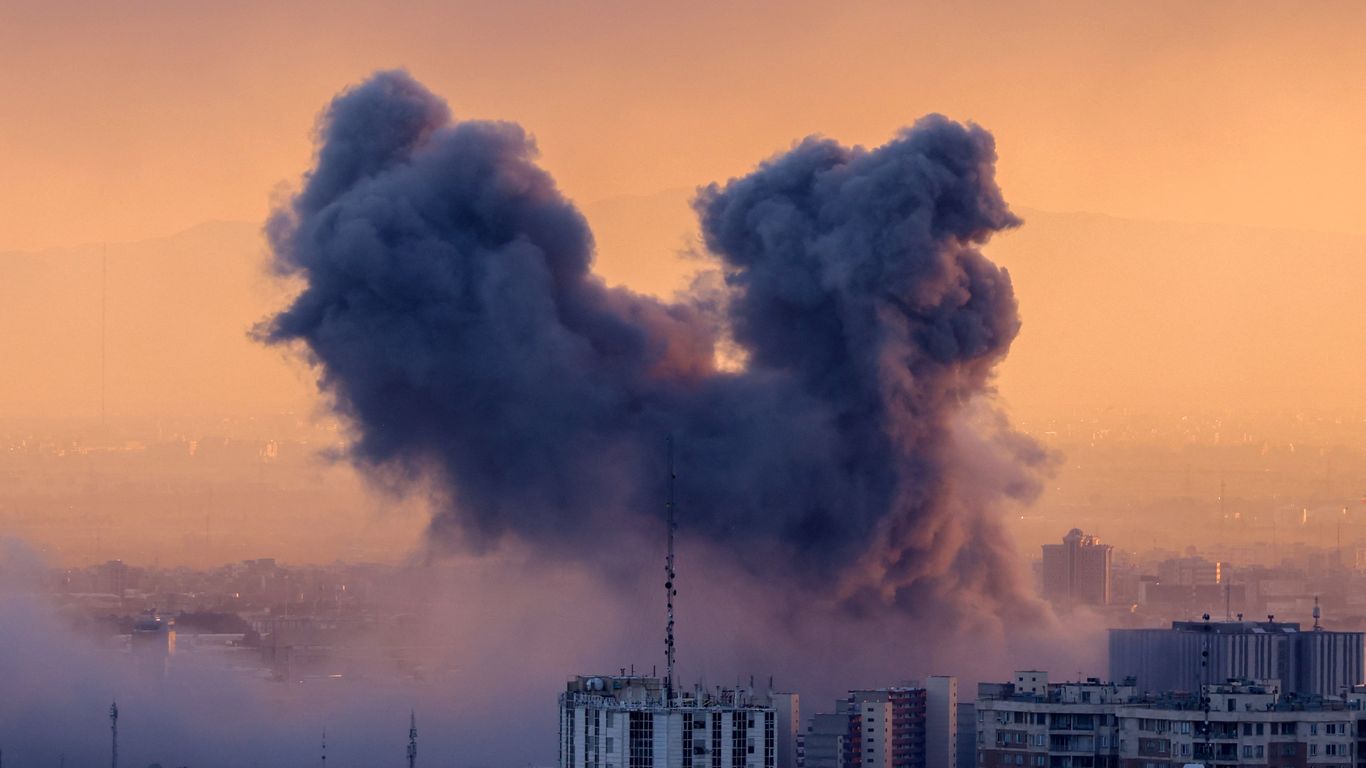 Oil tops $100 a barrel as Iran war escalates