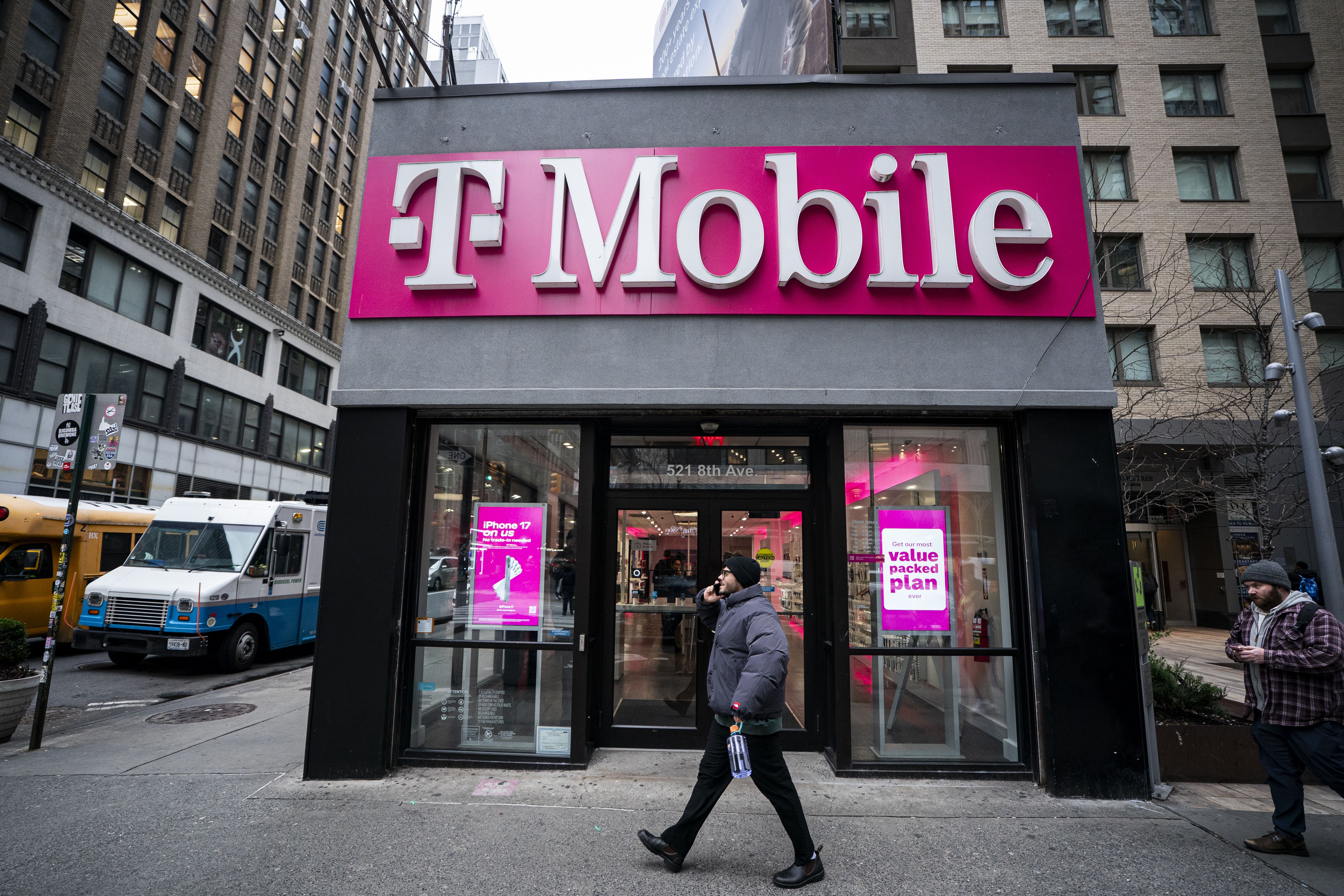 axios.com - Kelly Tyko - T-Mobile turns T-Mobile Tuesdays into a broader loyalty platform