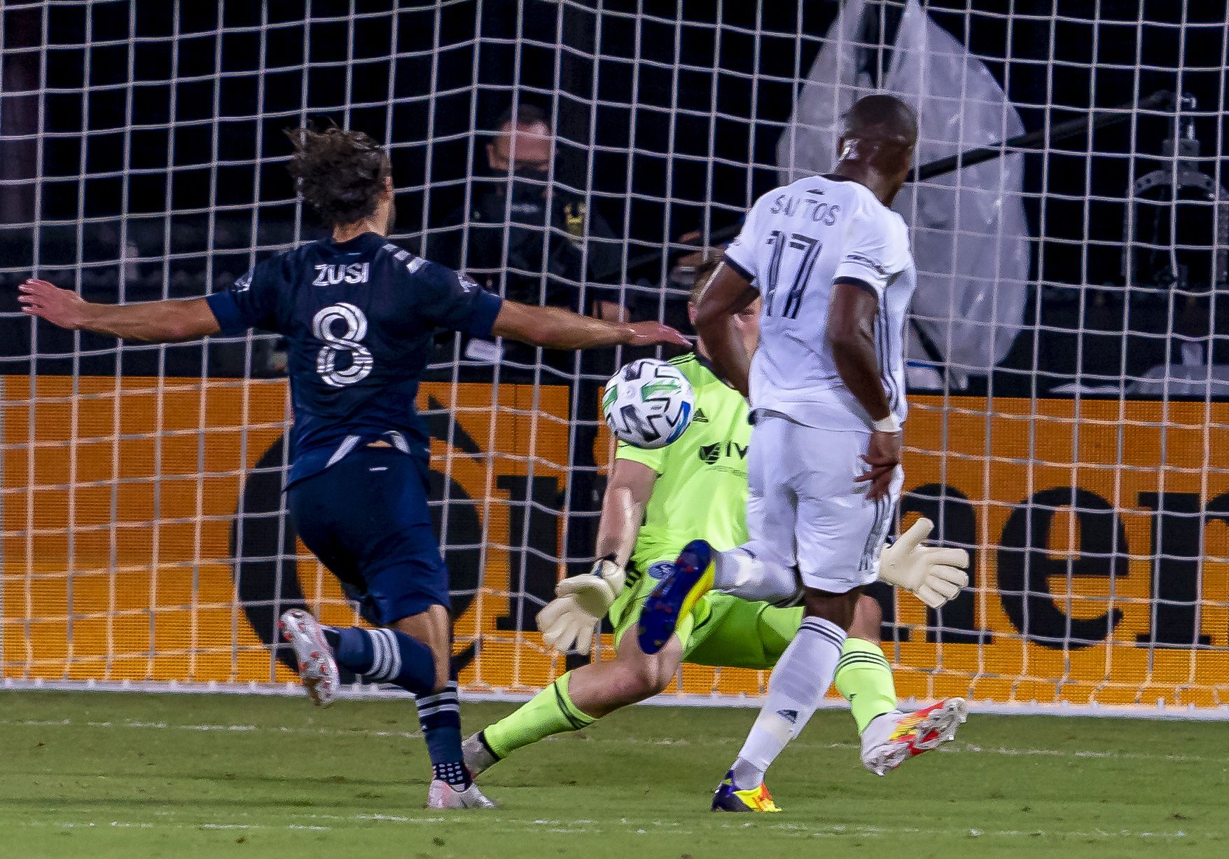 sergio santos scores for philadelphia union