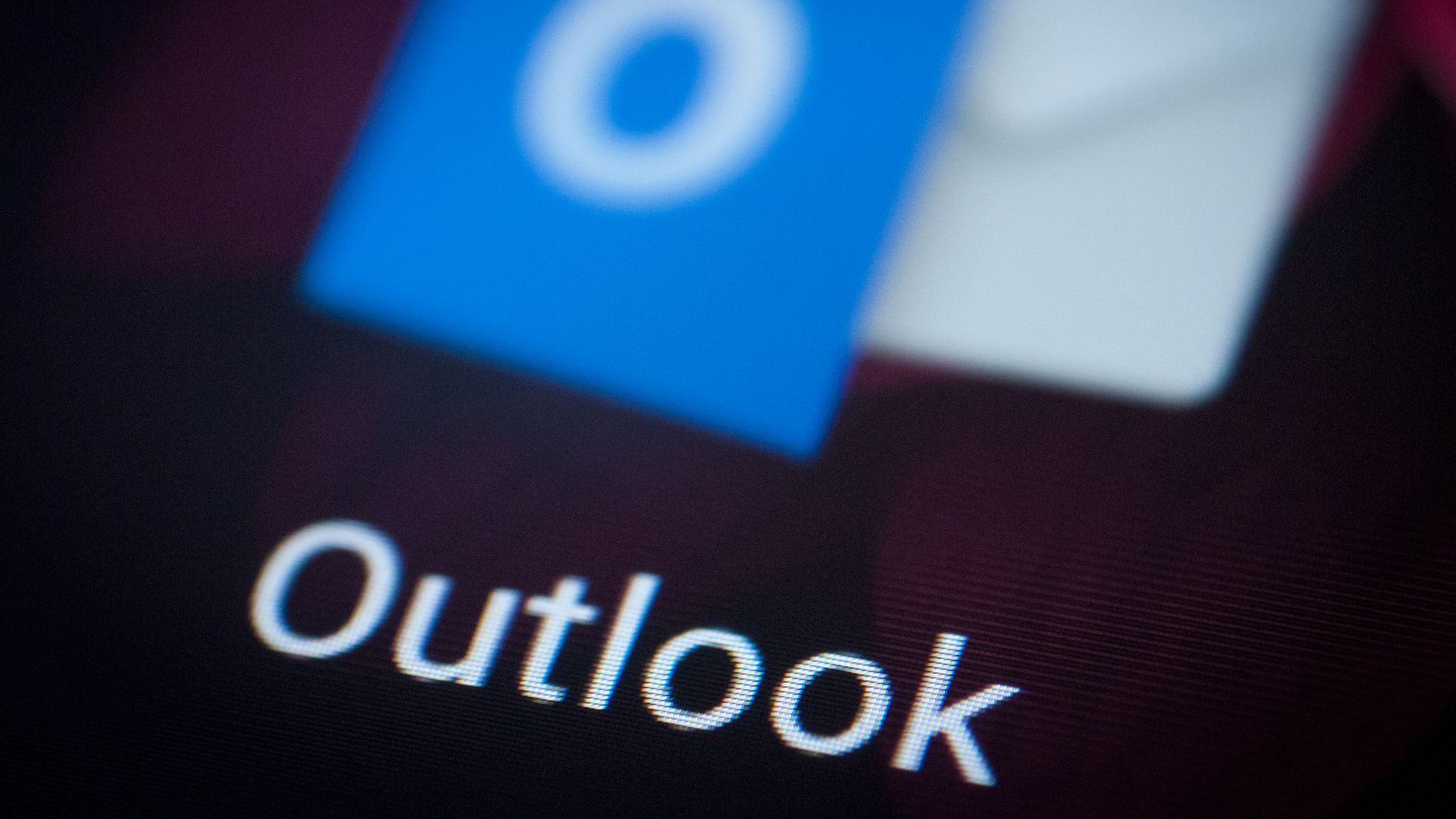 The Supreme Court case concerns foreign servers housing Microsoft's consumer email accounts. (Photo: Jaap Arriens/NurPhoto via Getty Images)