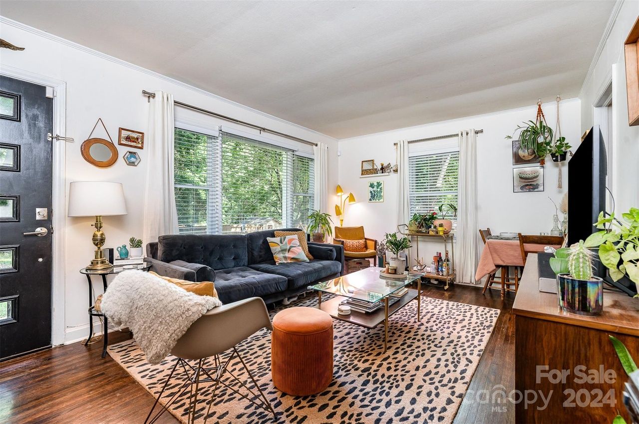 Houses for sale in Charlotte starting at $350K - Axios Charlotte