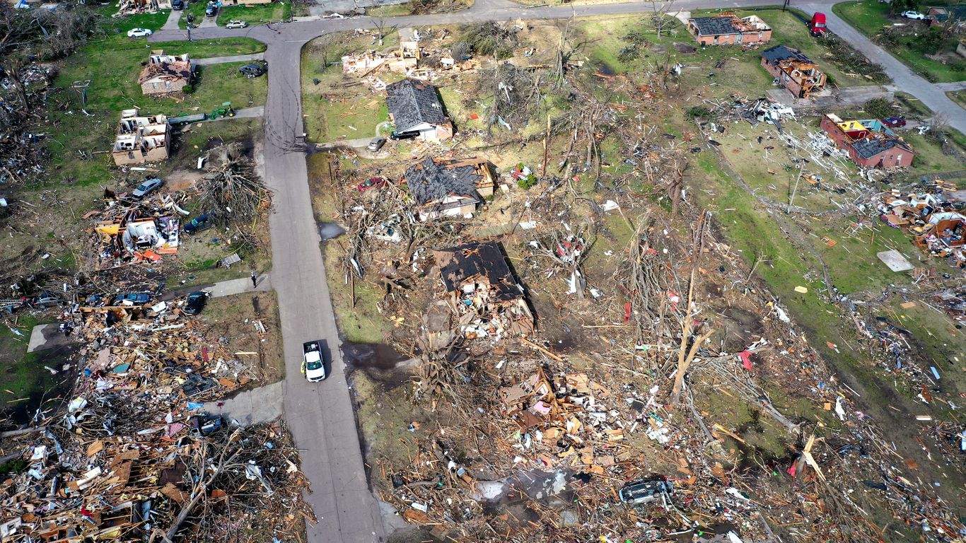 Tornadoes threaten Mississippi again; Southeast faces severe flooding risk
