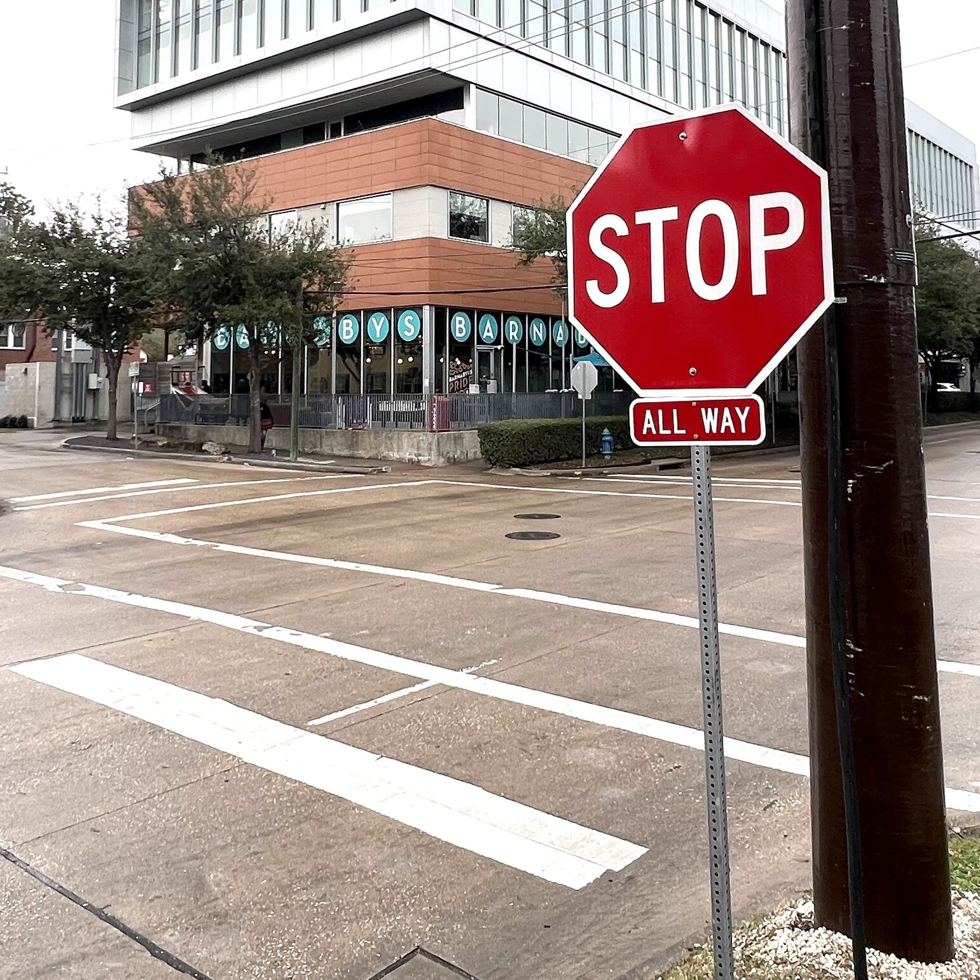 Houston erects stop sign a year after counterfeit was installed