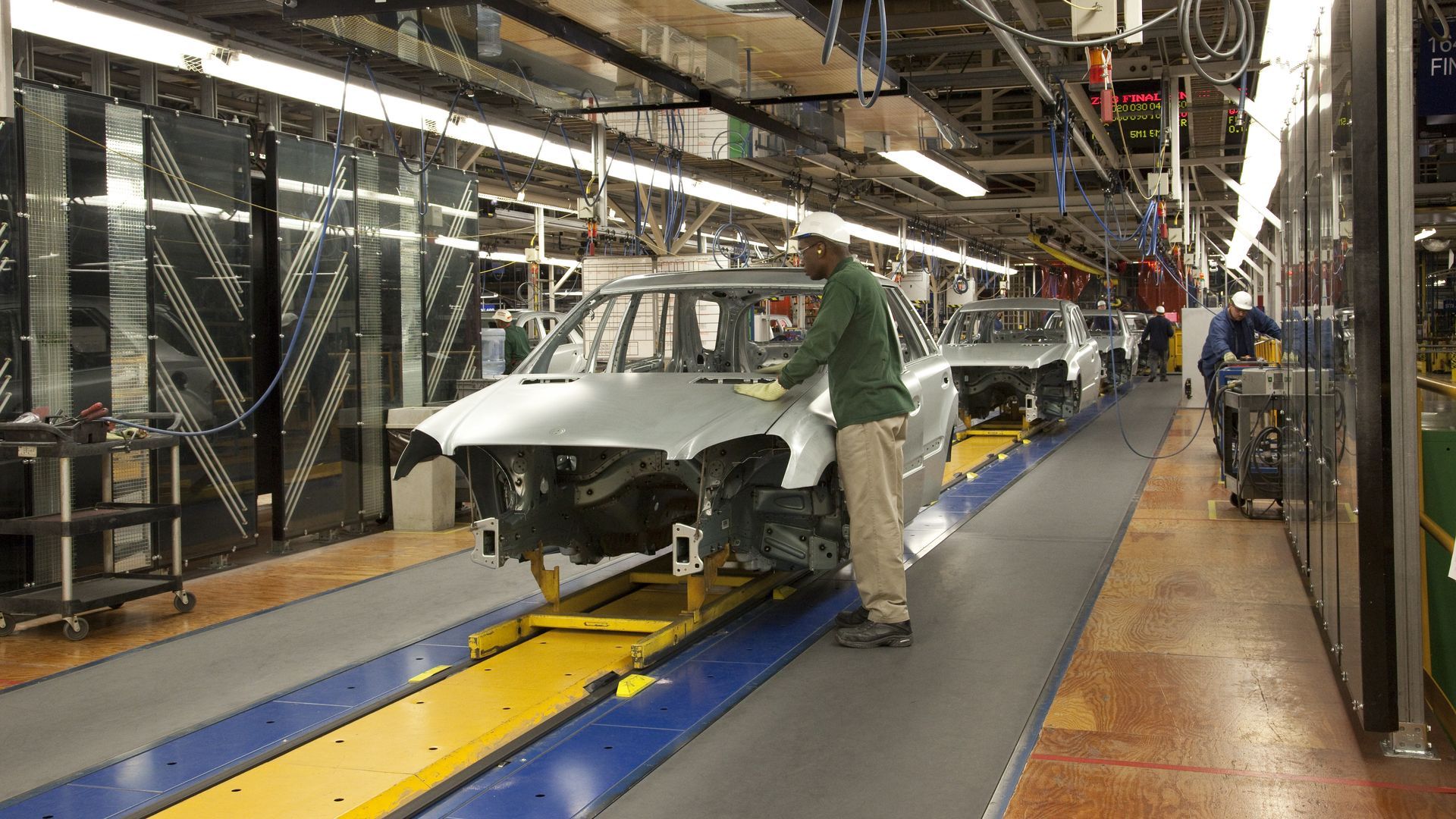 Alabama Mercedes workers vote against unionization, will not join UAW