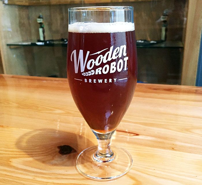 wooden-robot-beer-pint-glass-charlotte
