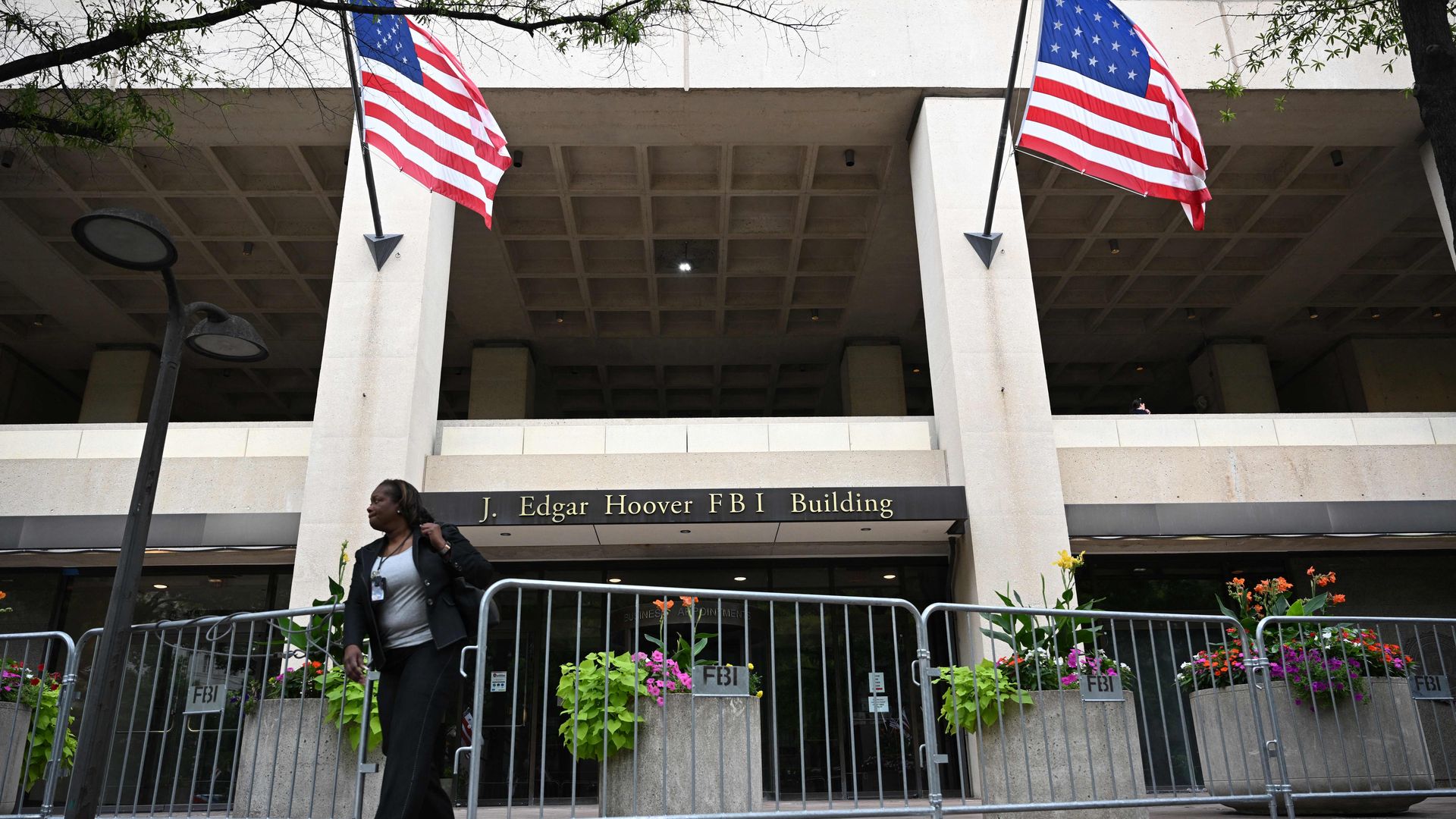 The front of the J. Edgar Hoover FBI Building