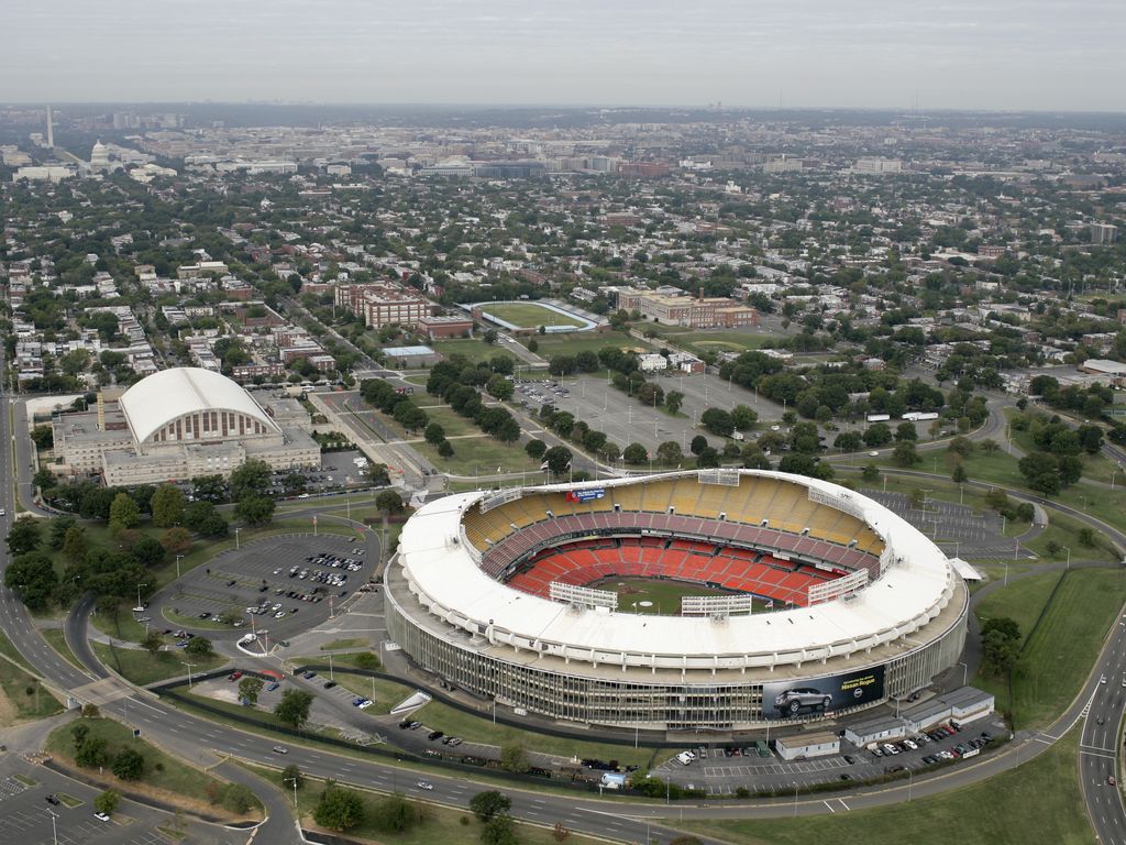 Will new Commanders stadium be built at DC RFK stadium?