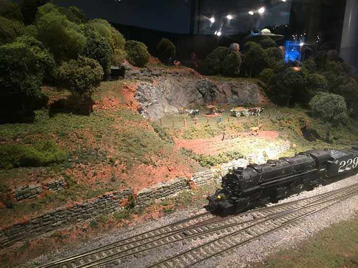 southern-christmas-show-train-1