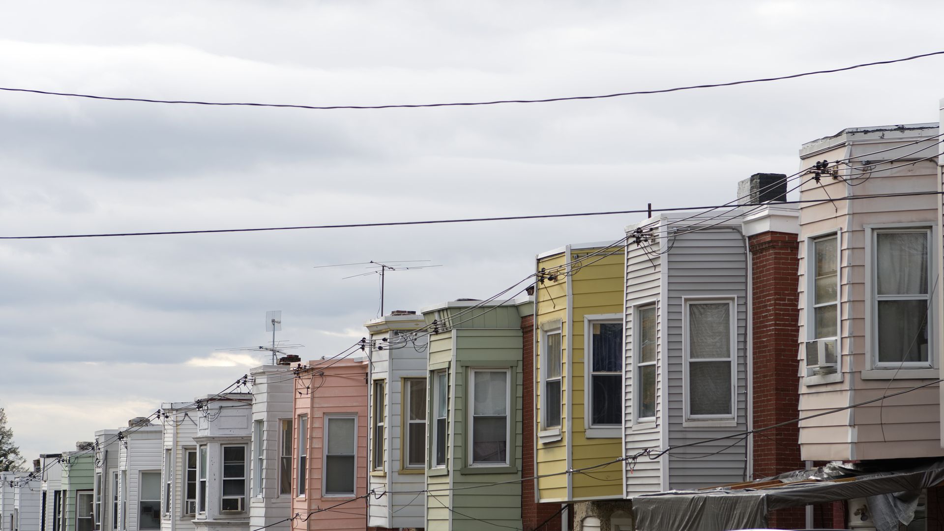 Row home facades on a residential street in Germantown section of Philadelphia, PA. Photo: Bastiaan Slabbers/Getty