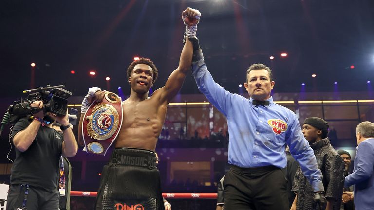 Abdullah Mason joins Cleveland's long line of boxing greats with title win  - Axios Cleveland