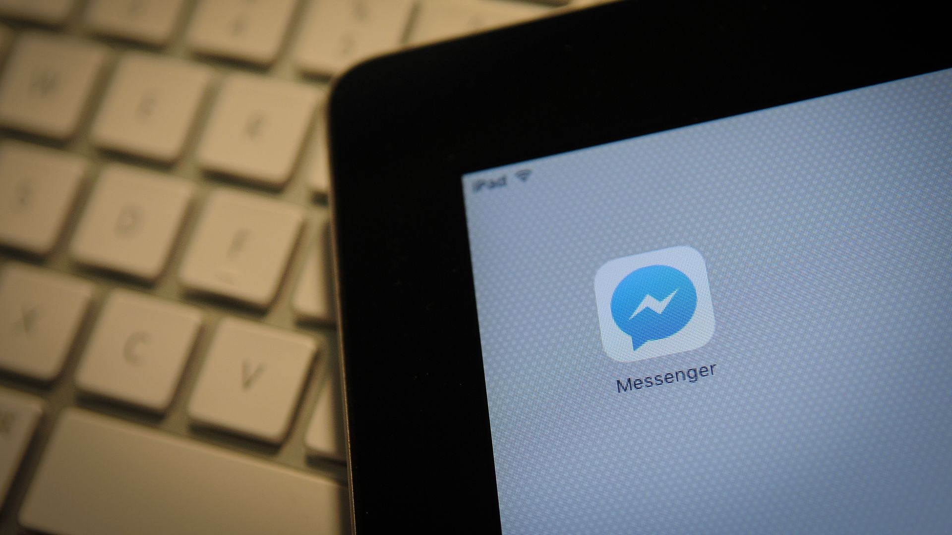 Facebook messenger app