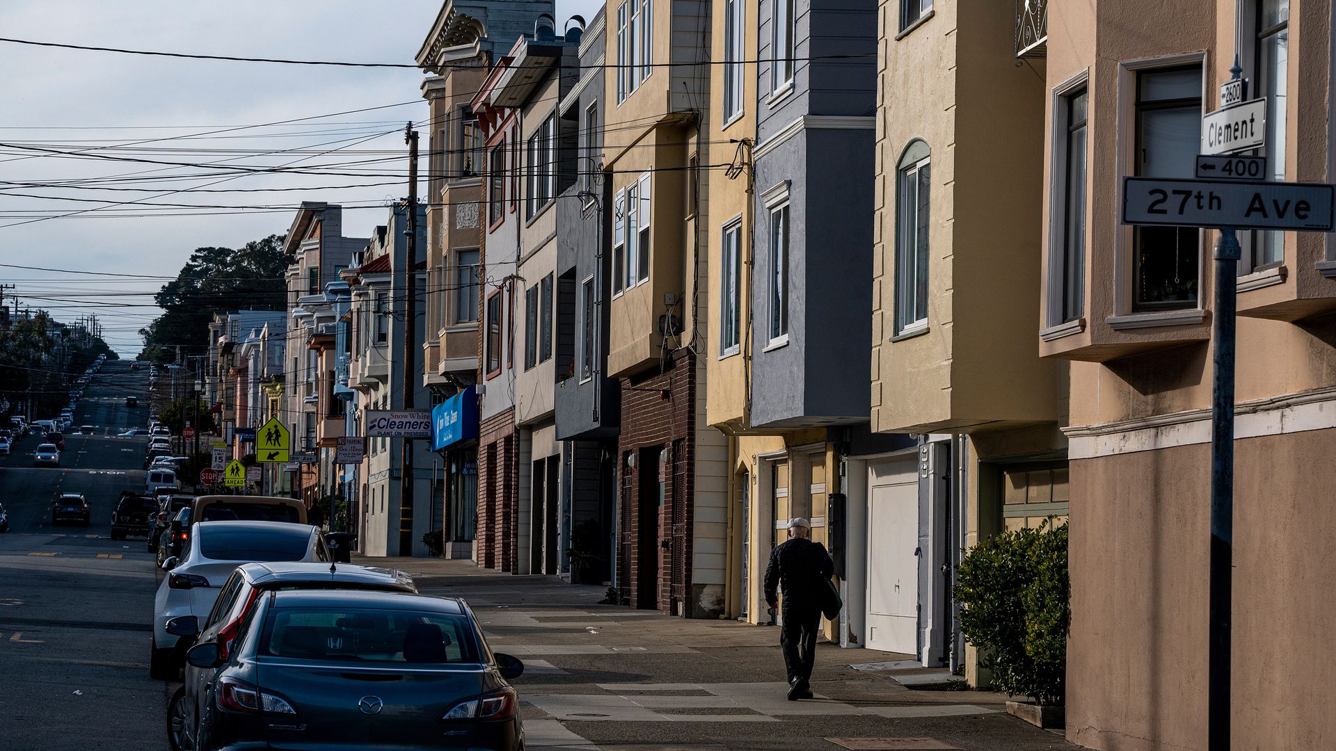 Photo of multiple homes along a street in San Francisco