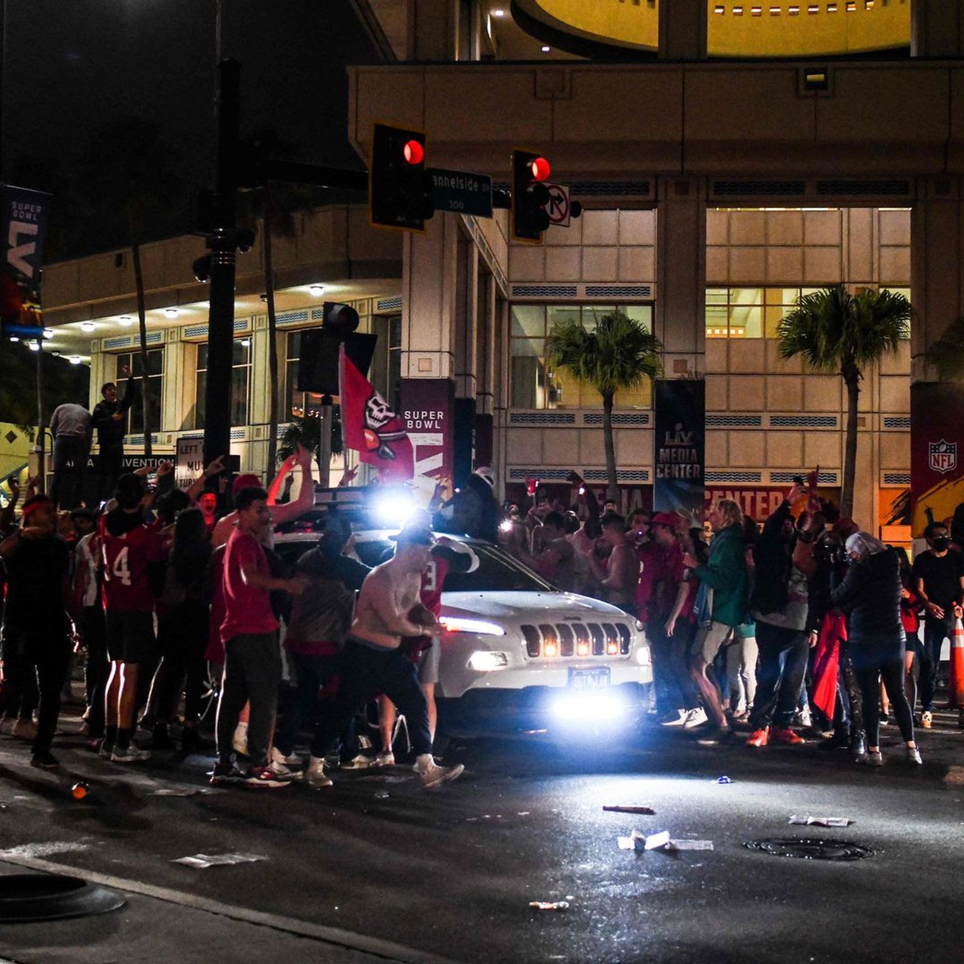 Wild Super Bowl celebrations in Tampa prompt COVID super-spreader