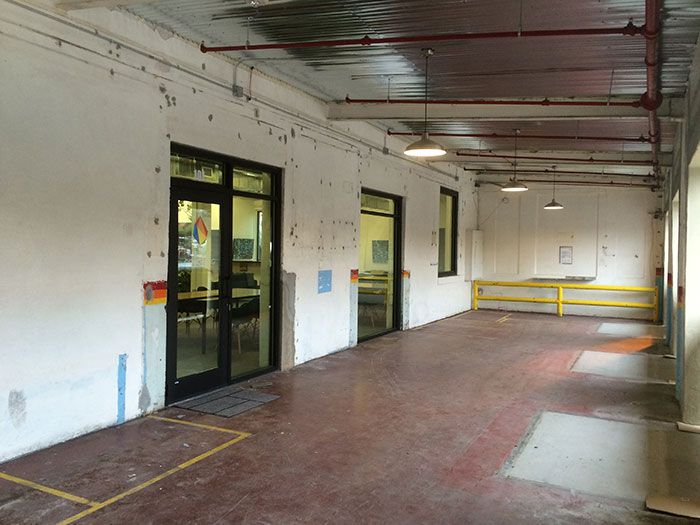 entrance-advent-coworking