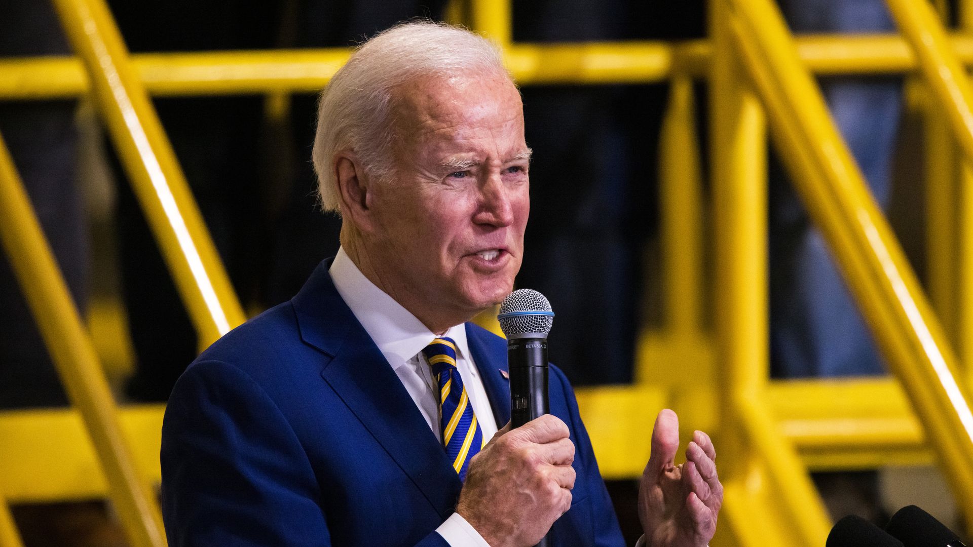  President Joe Biden gives a speech on infrastructure at the West Side Yard on January 31, 2023 in New York City.