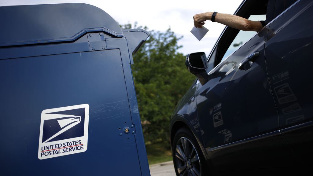 USPS stamp prices increase starts Sunday, but Forever stamps lock in