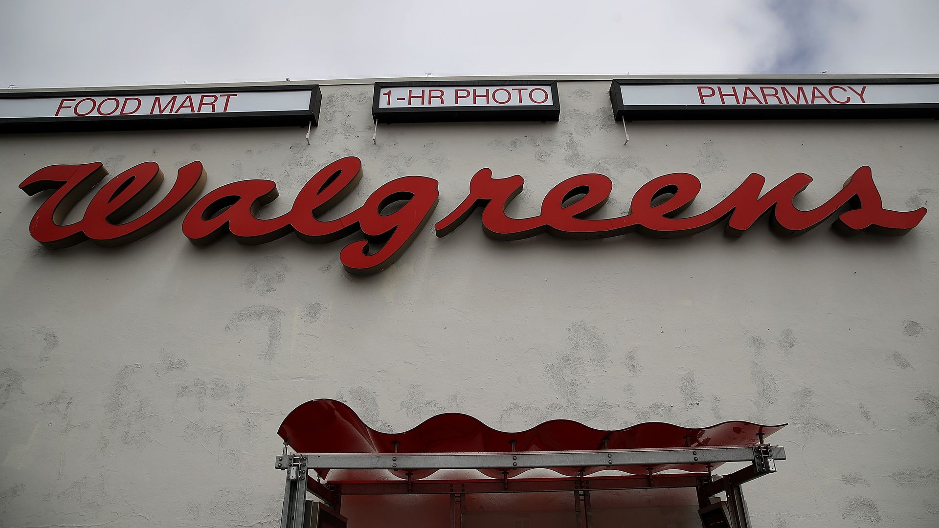 Walgreens sign