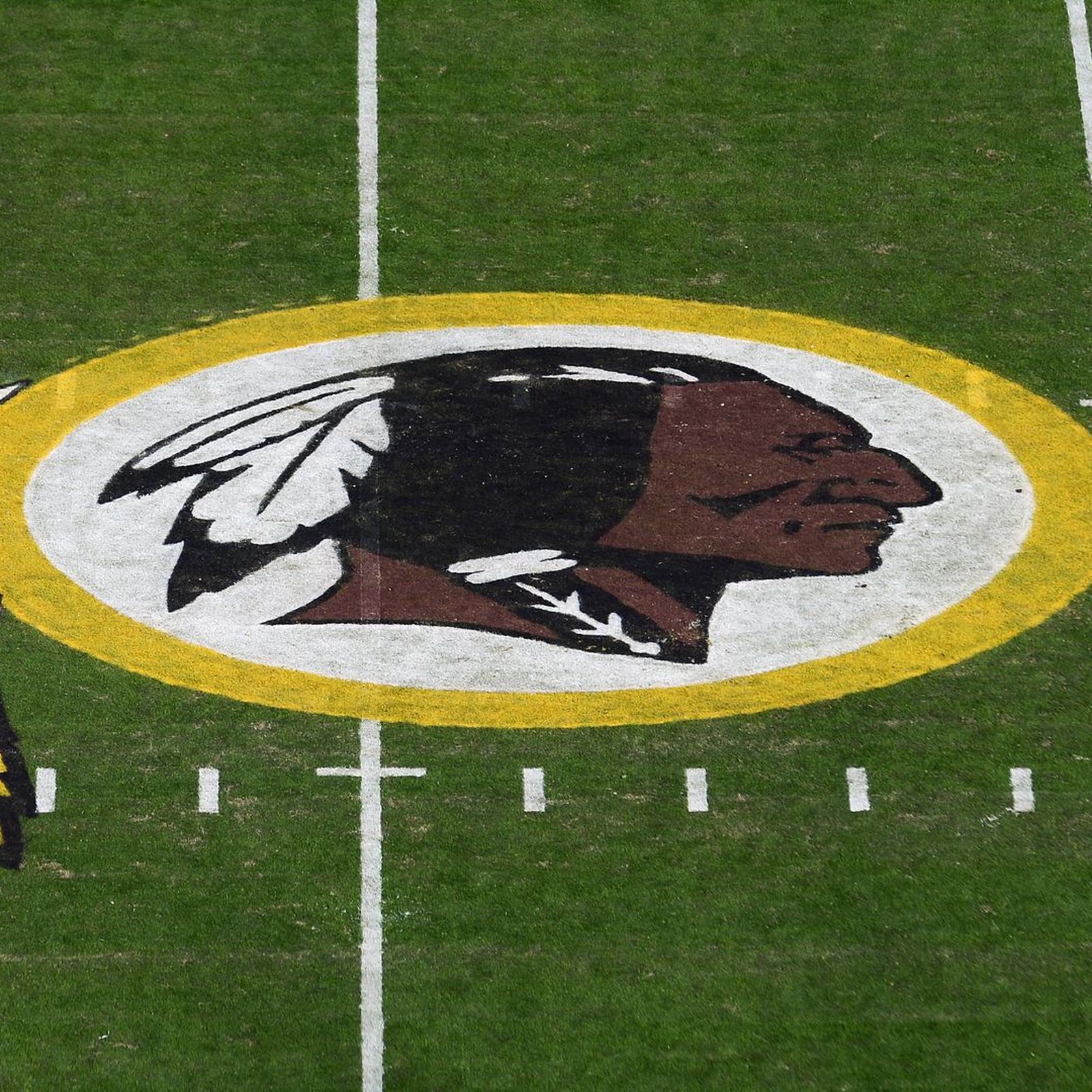 DC Mayor Says Redskins Should Change Team Name – NBC4 Washington