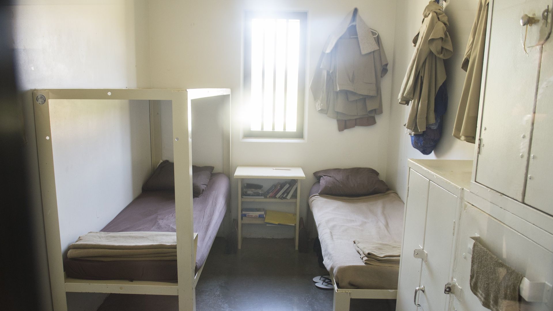 Two-bed prison cell
