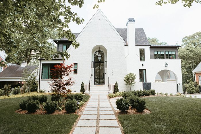 home-of-the-year-2021-front