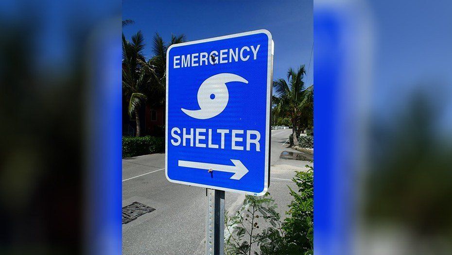 GEMA/HS begins opening emergency shelters in six counties. 