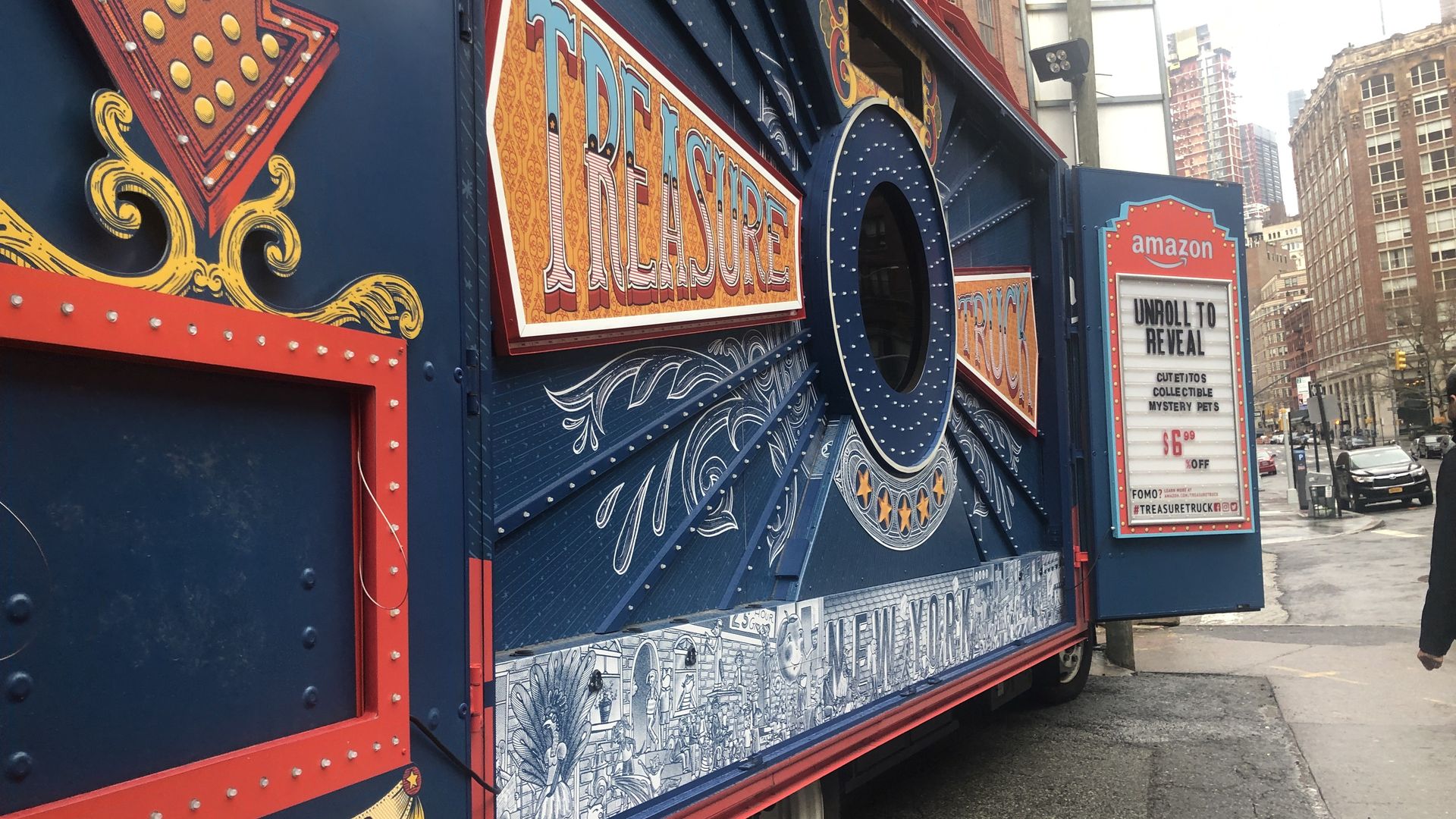 Amazon's Treasure Truck in action.