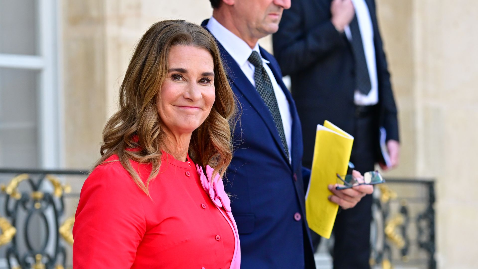 melinda gates red dress Melinda French Gates pledges $1B to women's rights