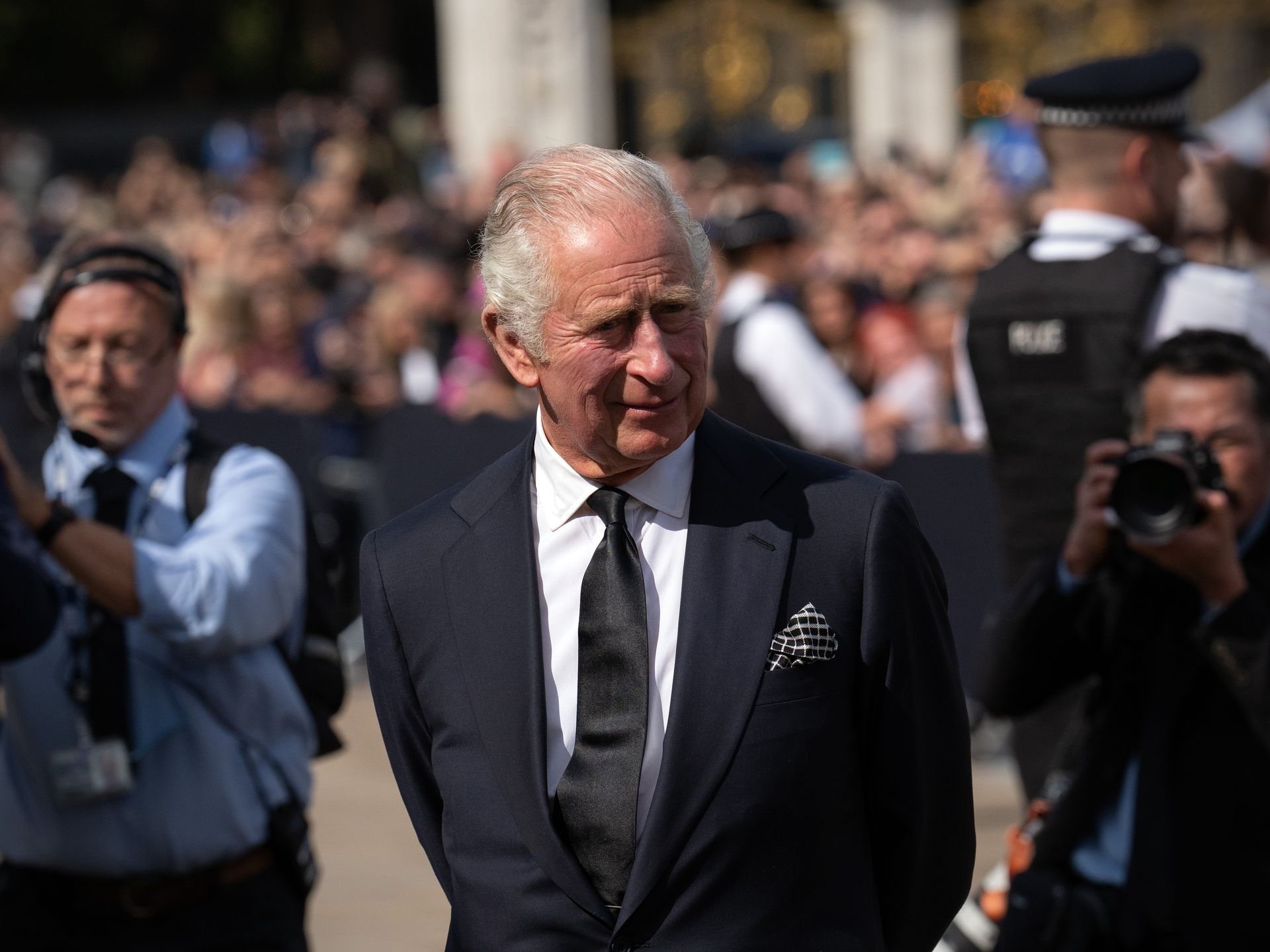 King Charles immediately takes throne after Queen Elizabeth death