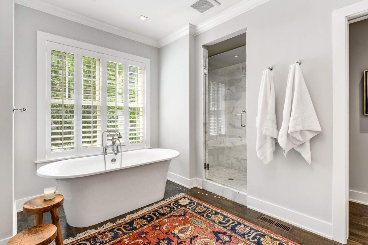 primary spa with tub