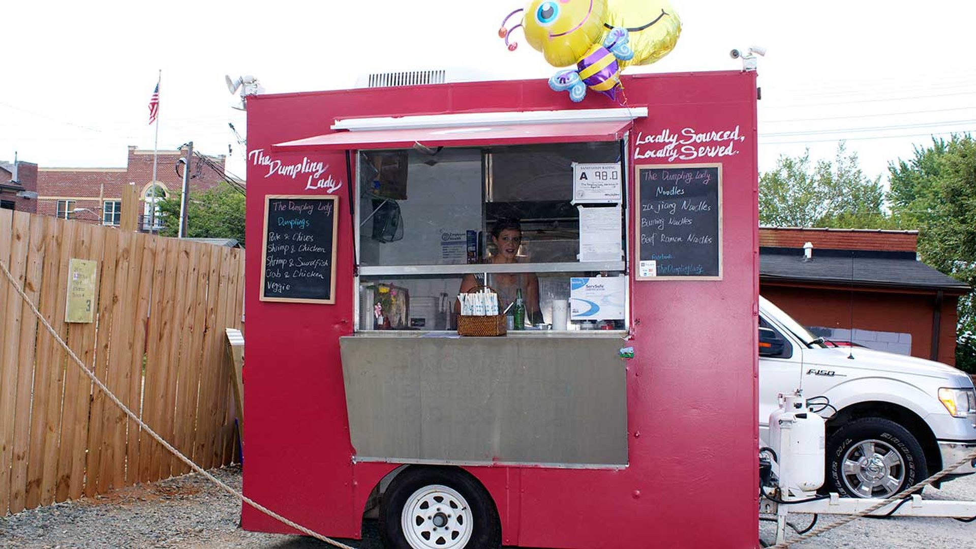 dumpling-lady-food-truck