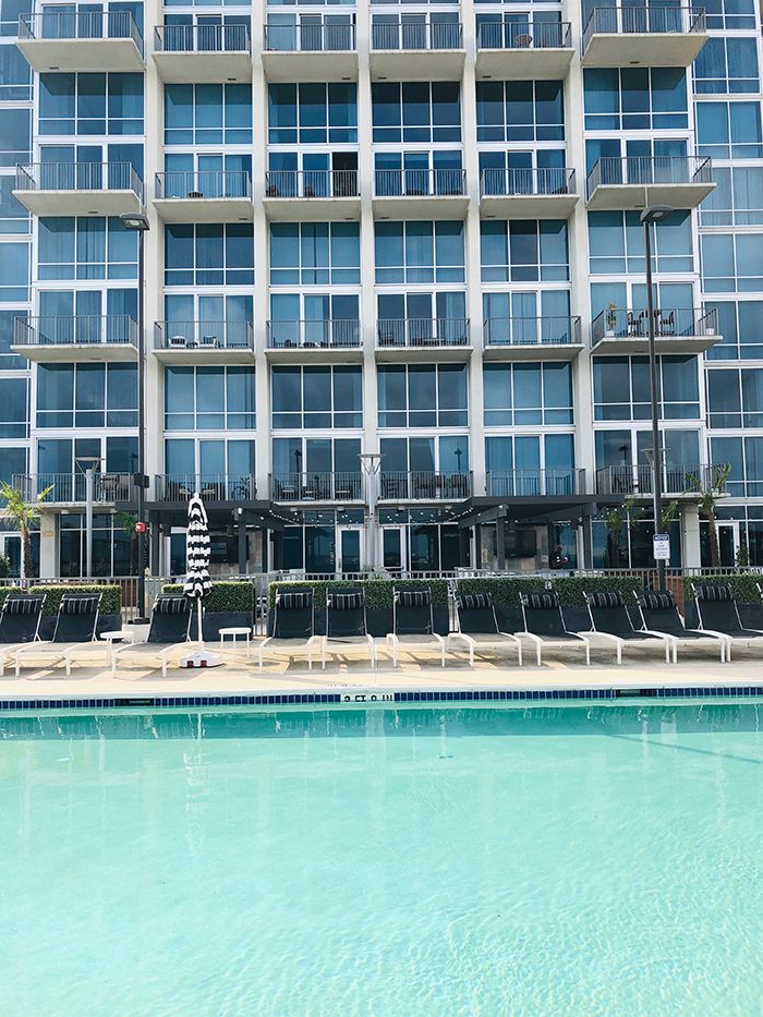 The VUE in Uptown pool