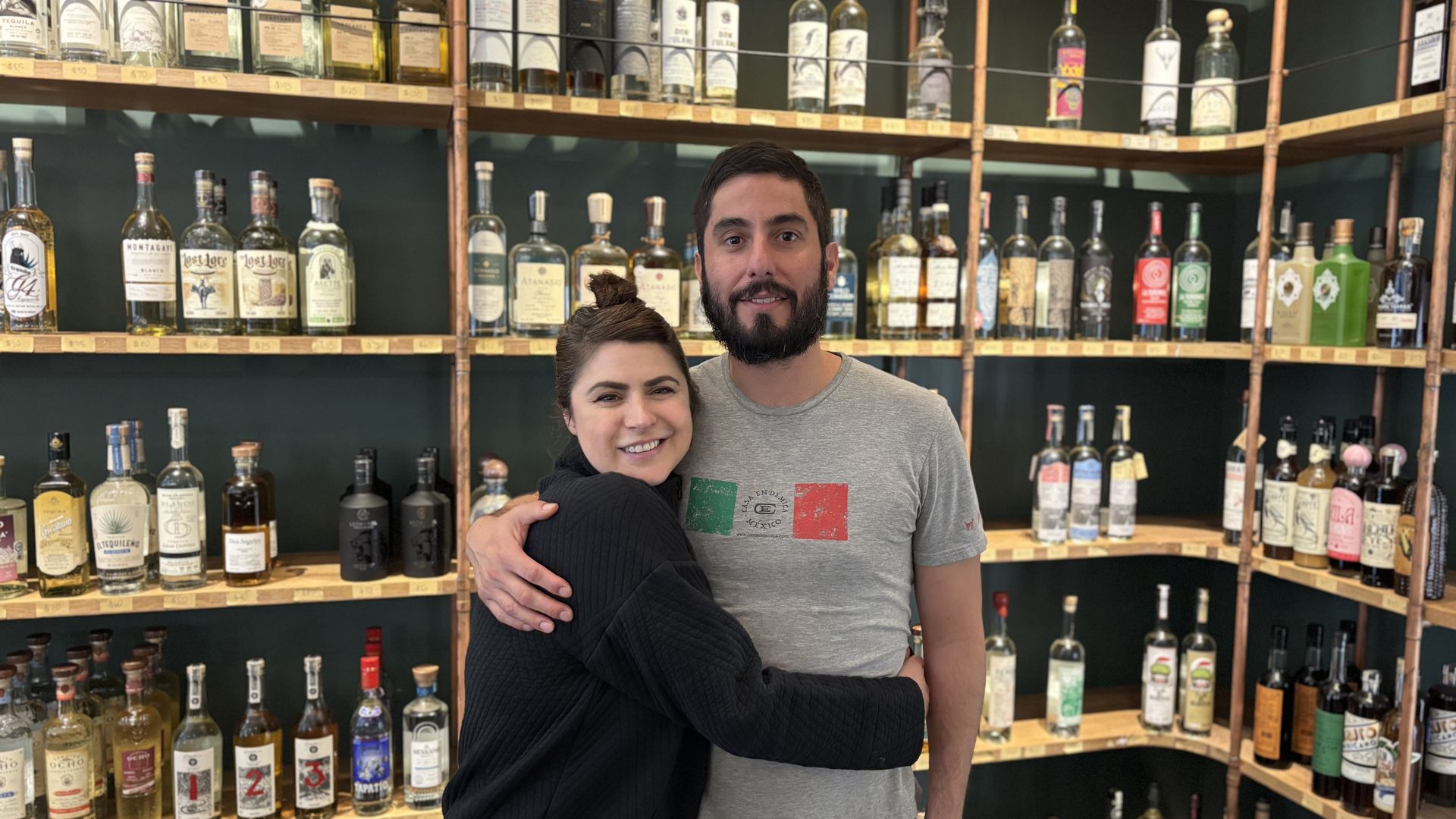 Tehano Mercado owners.