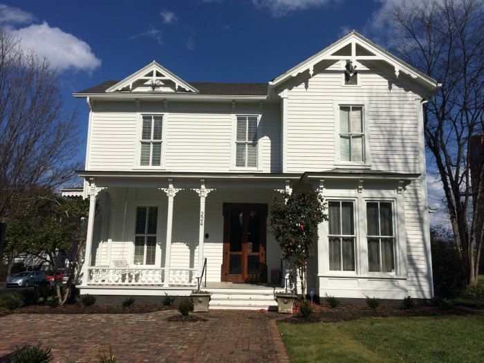 poplar street cafe & wine bar