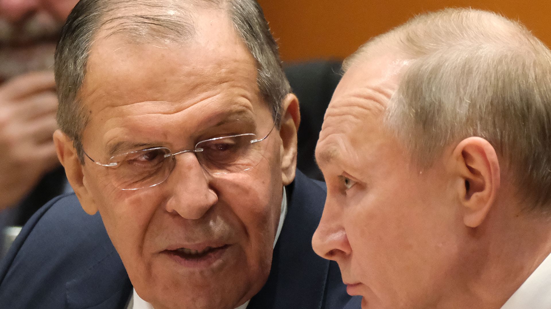 Russian President Vladimir Putin (R) and Russian Foreign Minister Sergey Lavrov in January 2020. 