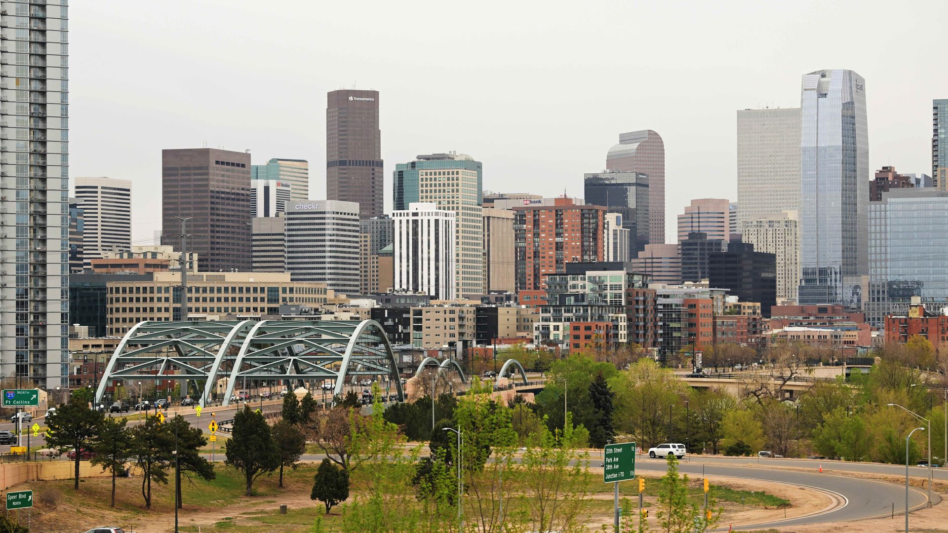An image of the Denver skyline.