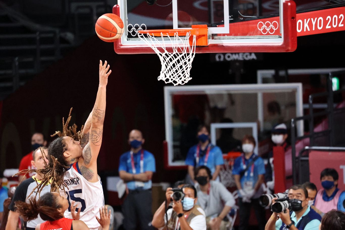 U S Women S Basketball Team Scores 7th Straight Olympic Gold Medal