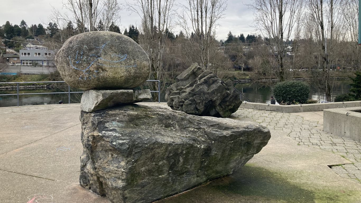 Where are we: Seattle stones hold steady