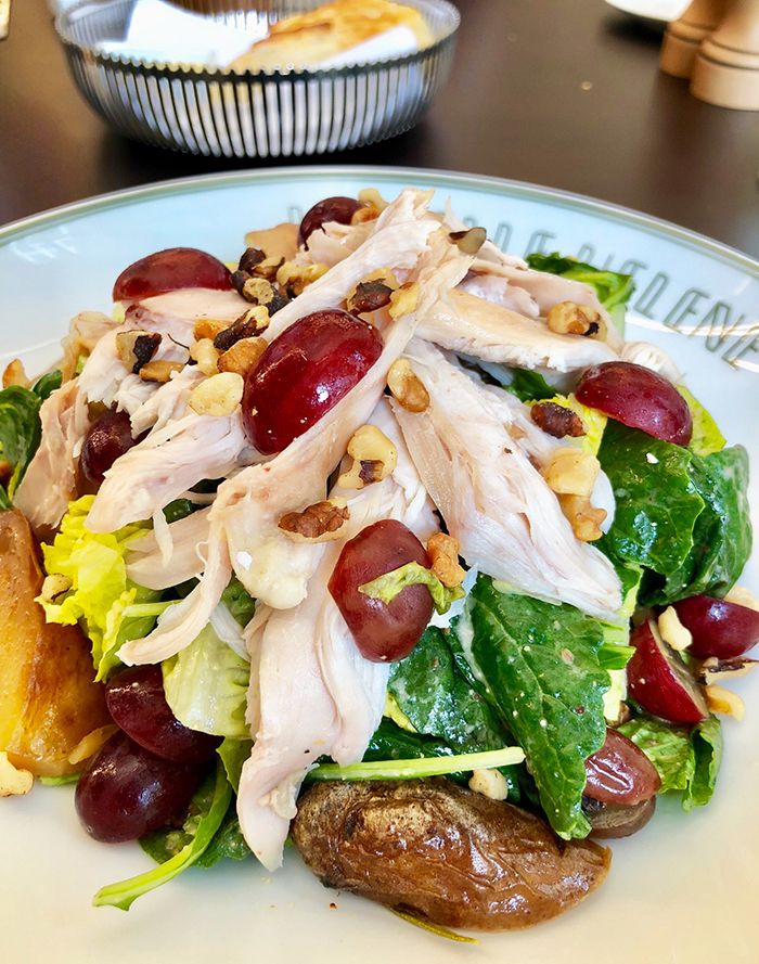 salad-at-la-belle-helene
