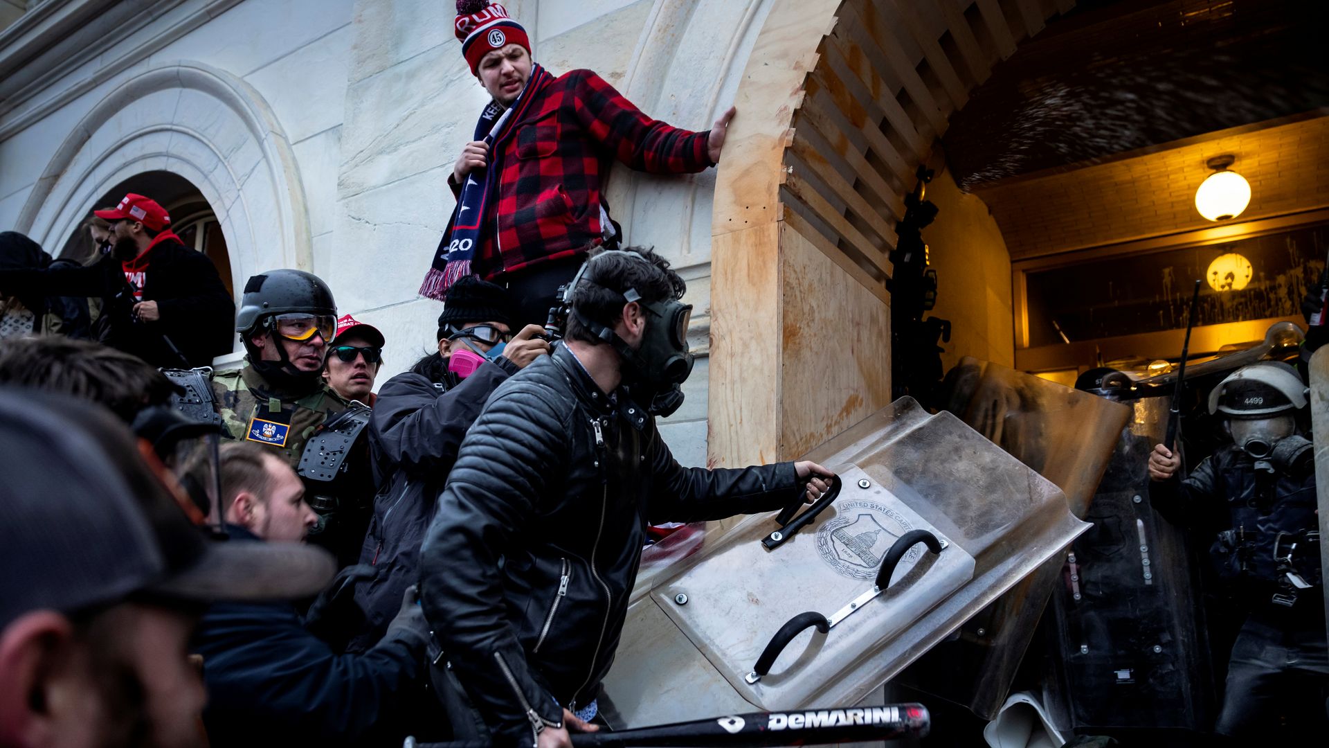 Trump supporters assaulting police officers outside of the U.S. Capitol US Capitol on Jan. 6 in Washington, D.C.